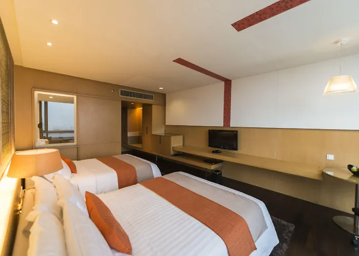 Pathumwan Princess Hotel